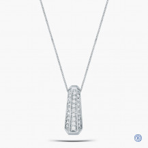 10k White Gold Diamond Pendant Necklace
