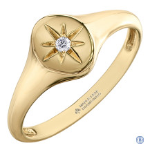 Casual Lux Star yellow gold ring