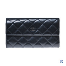 Chanel Continental Quilted  Flap Wallet