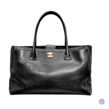 Chanel Medium Black Leather Cerf Handbag