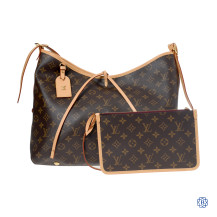 Louis Vuitton Carryall PM Monogram Handbag