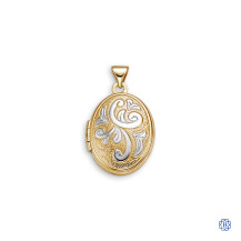 Bella Sentiments 10kt Gold Oval Locket