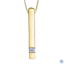 10kt Yellow Gold Canadian Diamond necklace