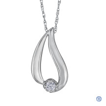 10kt White Gold Canadian Diamond necklace