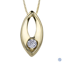 10kt Yellow Gold Canadian Diamond necklace