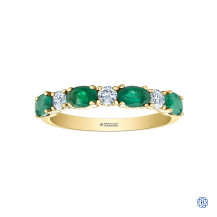 14kt Yellow Gold Emerald And Maple Leaf Diamond Ring